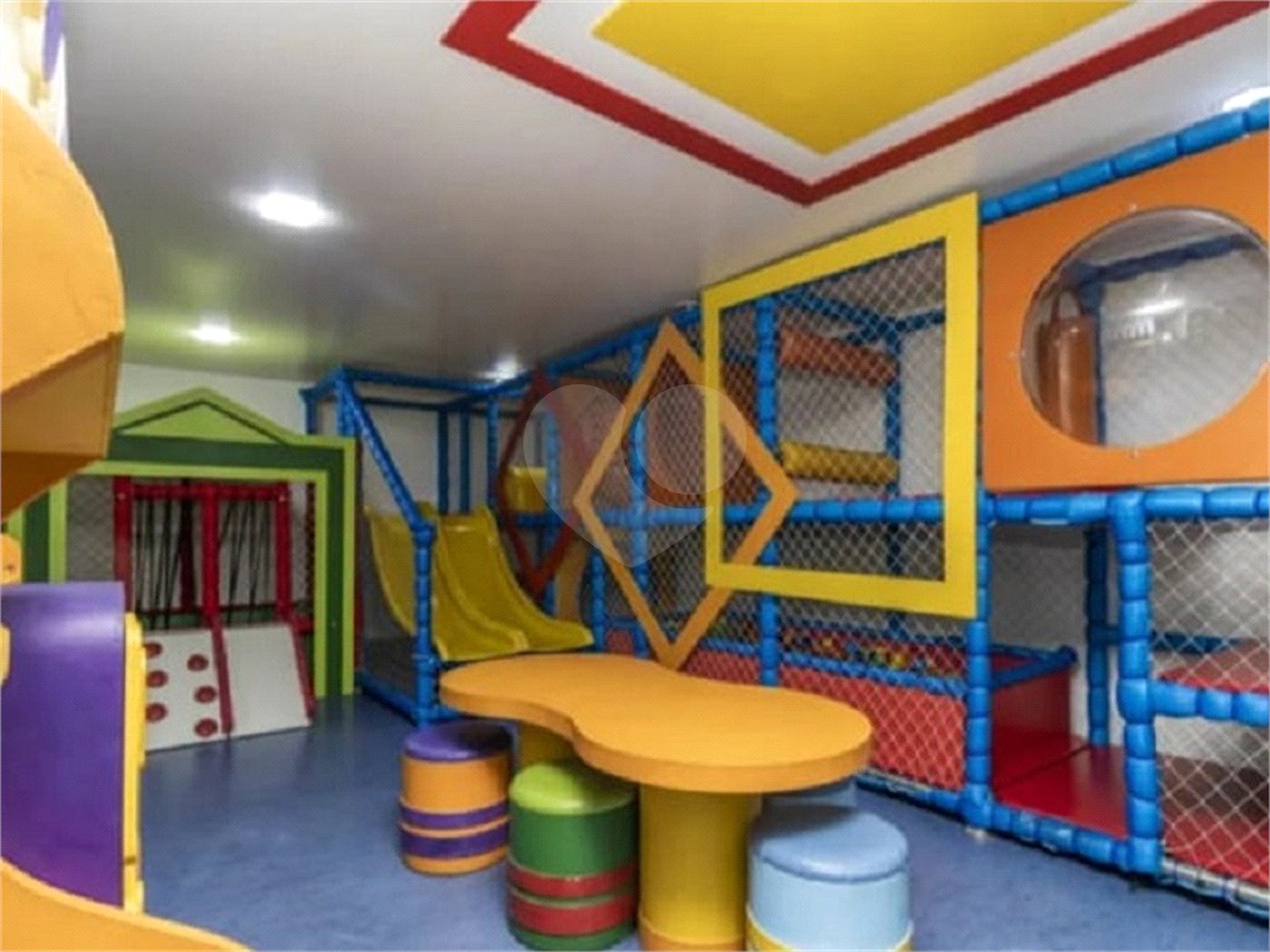 Apartamento à venda com 3 quartos, sendo 2 suítes, em Barra Funda, São Paulo, SP