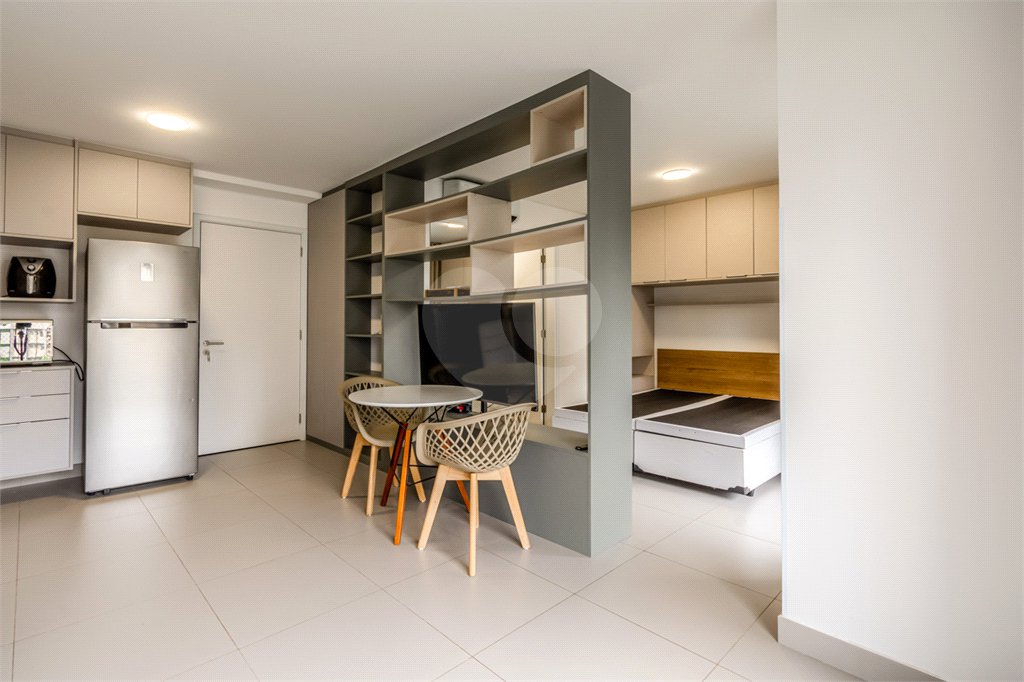 Apartamento à venda ou para alugar com 1 suíte em Jardim das Bandeiras, São Paulo, SP
