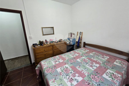 Casa à venda com 3 quartos em Vila Prado, Itapetininga, SP