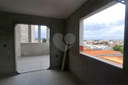 Apartamento à venda com 2 quartos em Parque Vitória, São Paulo, SP