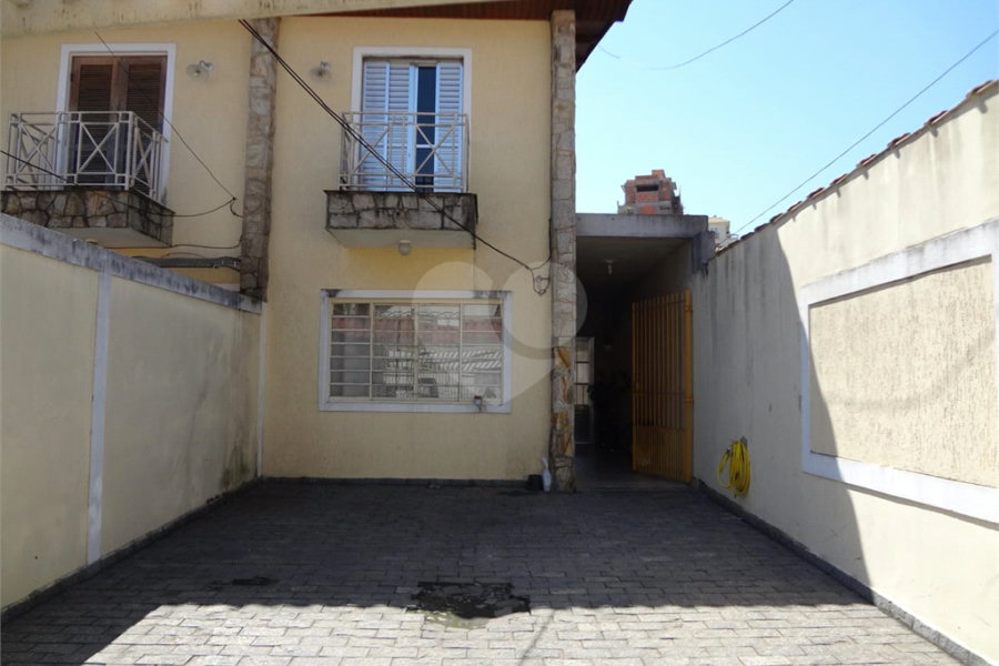 Sobrado à venda com 3 quartos, sendo 1 suíte,  em Horto, São Paulo, SP