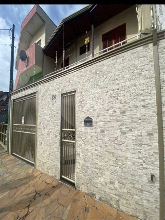 Sobrado à venda com 3 quartos, sendo 1 suíte, em Residencial Monte Verde, Indaiatuba, SP