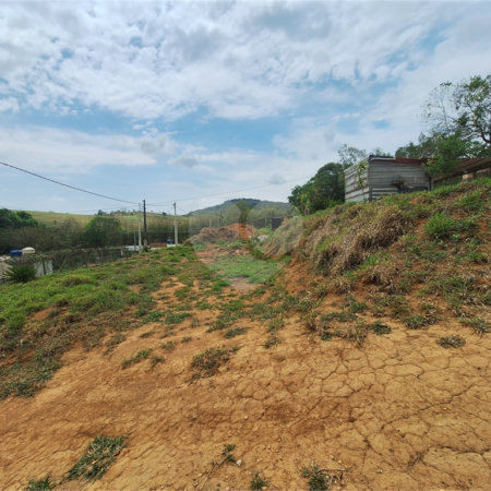 Terreno à venda com 1 suíte em Caixa D´água, Vinhedo, SP
