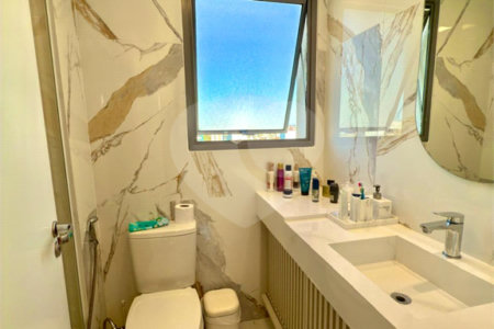 Apartamento à venda com 2 suítes em Jardim Prudência, São Paulo, SP