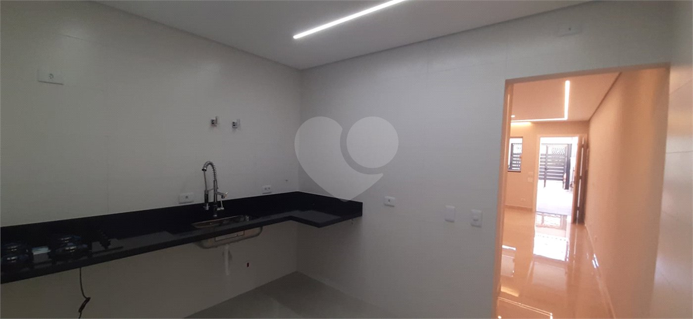 Sobrado à venda com 3 quartos, sendo 1 suíte,  em Vila Guilherme, São Paulo, SP