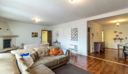 Casa Térrea à venda com 4 quartos, sendo 1 suíte,  em Parque Jabaquara, São Paulo, SP