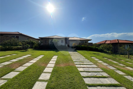 Casa em condomínio à venda com 4 quartos, sendo 3 suítes, em Marina, Armação dos Búzios, RJ