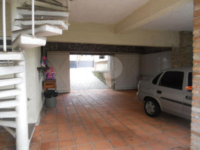 Sobrado à venda com 5 quartos, sendo 1 suíte, em Tremembé, São Paulo, SP
