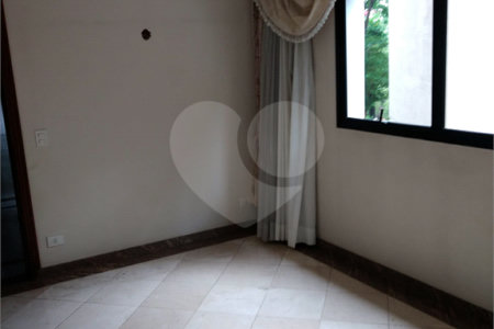Apartamento à venda com 4 quartos, sendo 2 suítes, em Vila Monumento, São Paulo, SP