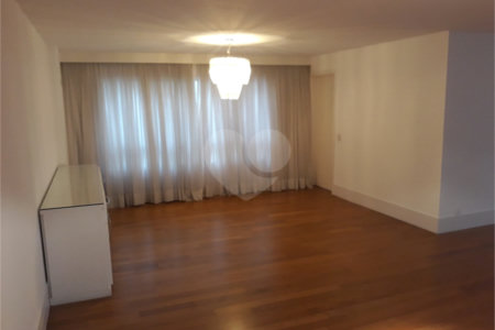 Apartamento para alugar com 4 suítes em Chácara Flora, São Paulo, SP