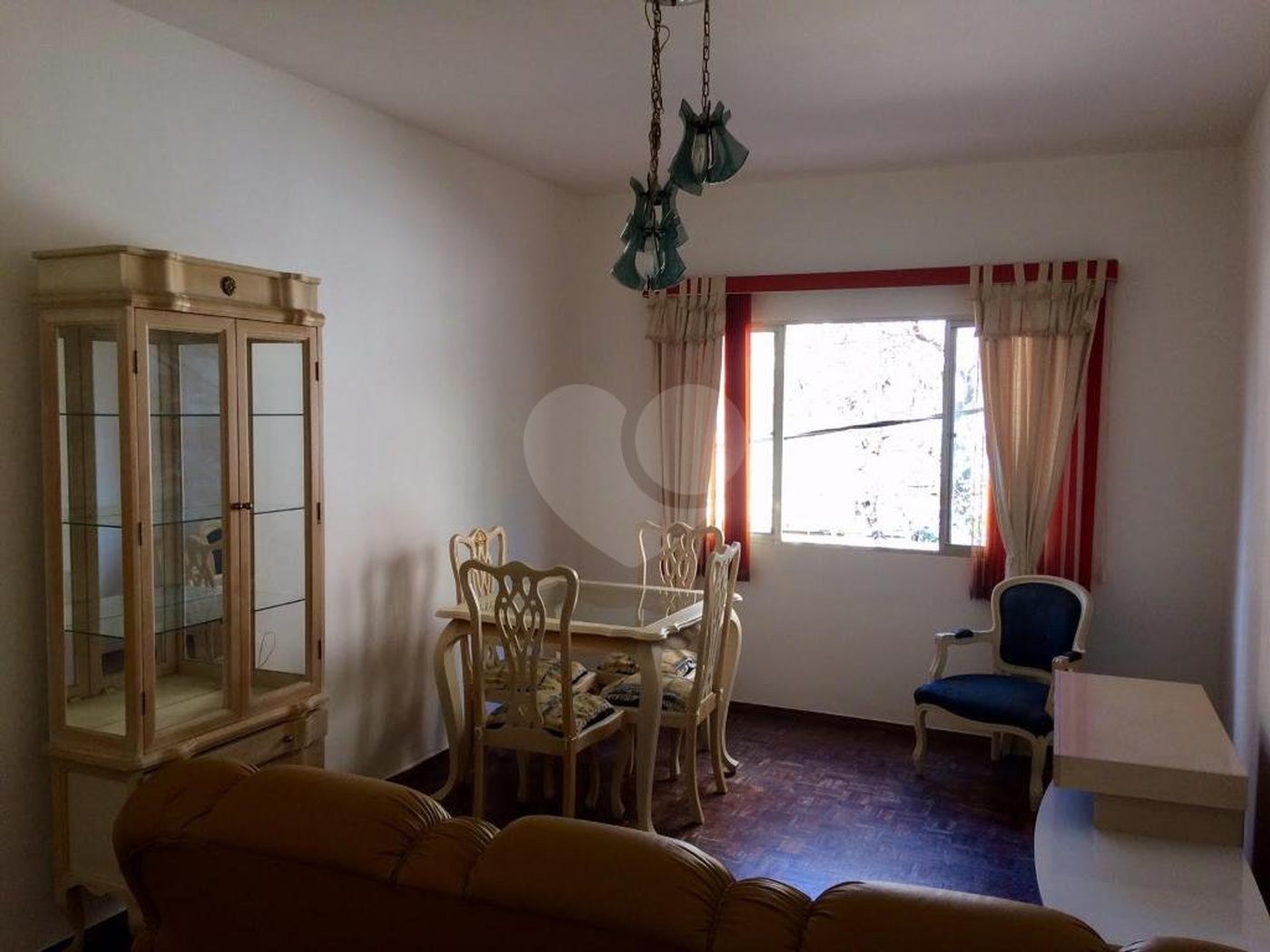 Apartamento para locação na Saúde de 80m² com 2 dormitórios.