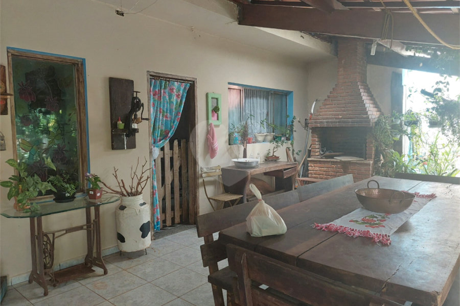 Casa à venda ou para alugar com 4 quartos, sendo 2 suítes,  em Rancho Grande, Mairiporã, SP