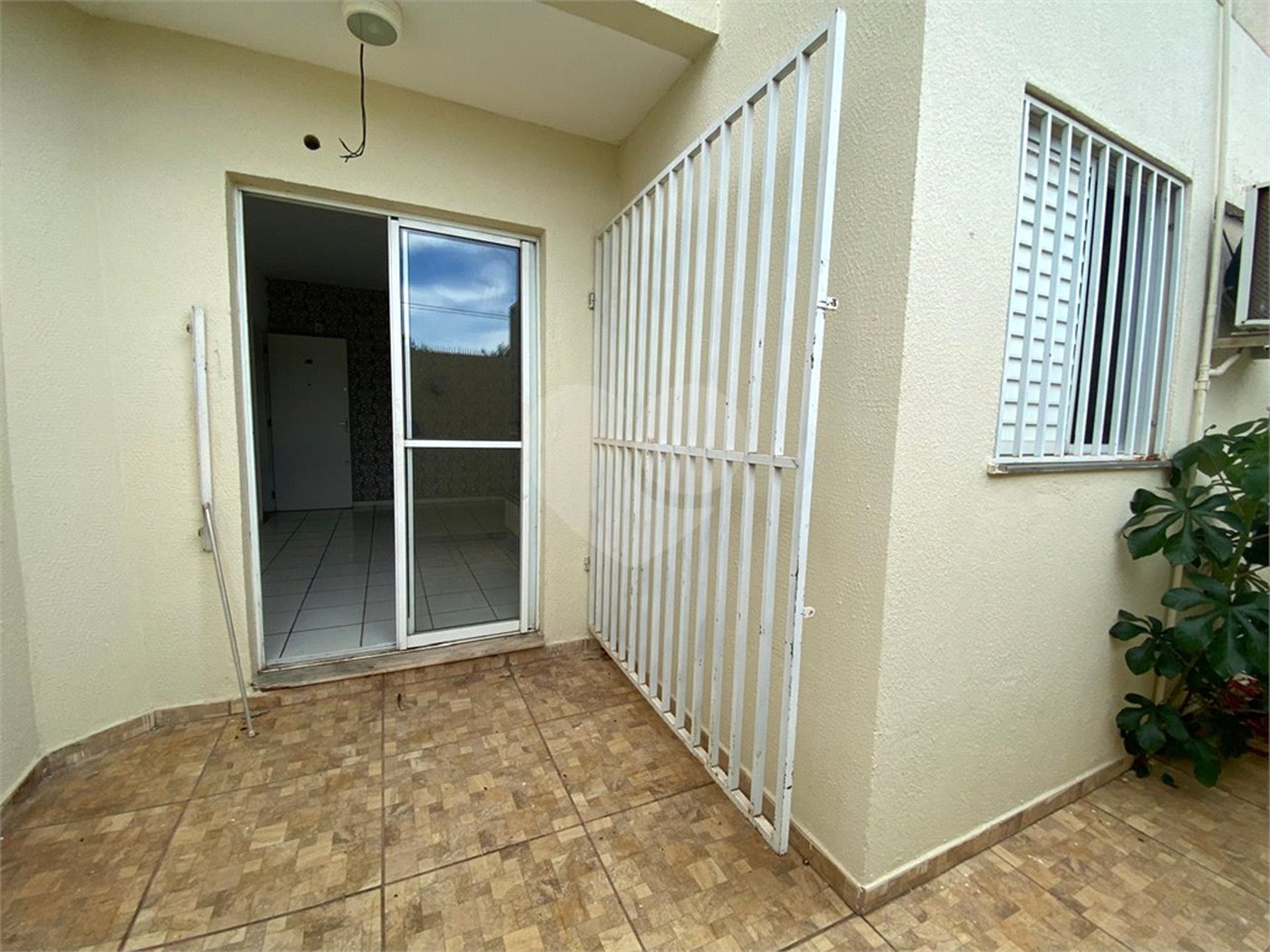 Apartamento à venda com 2 quartos, sendo 1 suíte,  em Parque Residencial das Nações Indígenas, Cuiabá, MT