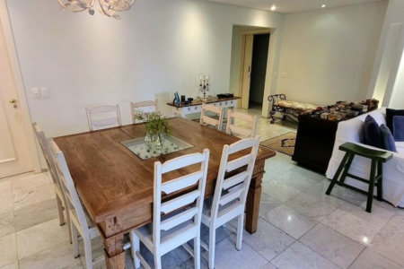 Apartamento à venda com 4 suítes em Vila Andrade, São Paulo, SP
