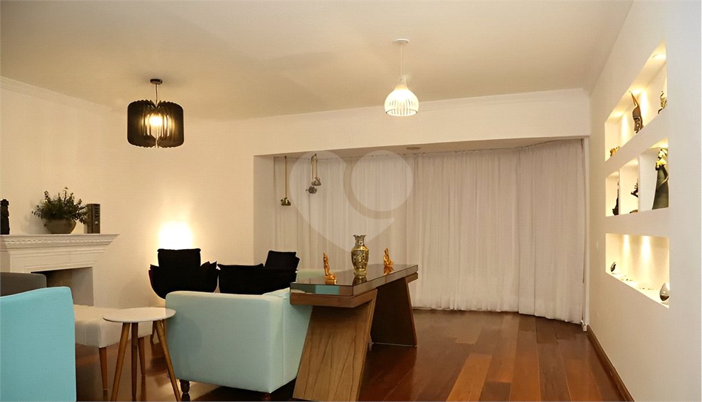 Apartamento à venda com 4 quartos, sendo 3 suítes,  em Real Parque, São Paulo, SP