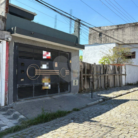Sobrado à venda com 2 quartos em Jardim Monte Cristo, Suzano, SP