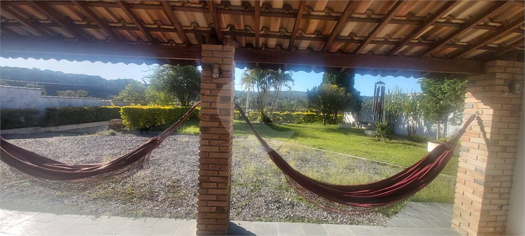 Chácara à venda com 3 suítes em Pavão (canguera), São Roque, SP