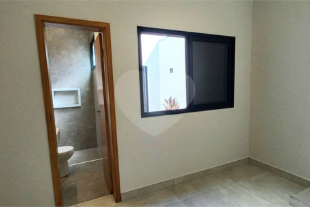 Casa Térrea à venda com 3 suítes em Jardim Valencia, Ribeirão Preto, SP