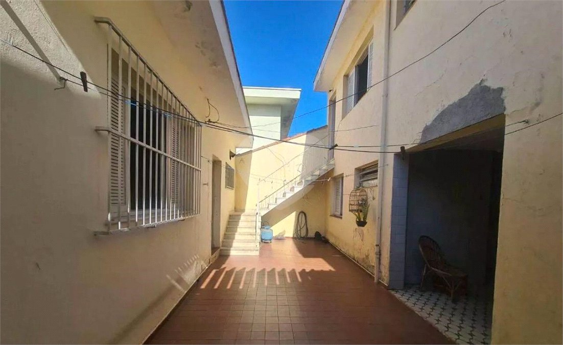 Casa à venda com 4 quartos, sendo 1 suíte,  em Jardim Trussardi, São Paulo, SP