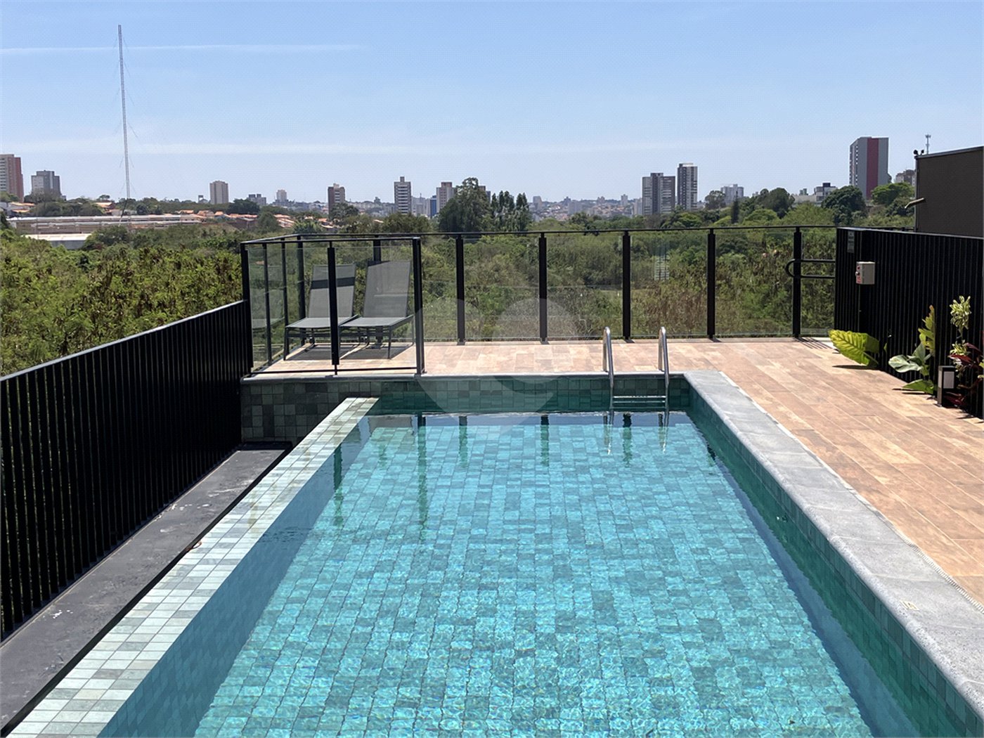 Apartamento à venda com 3 quartos, sendo 1 suíte, em Bairro da Vossoroca, Sorocaba, SP
