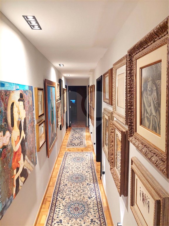Apartamento à venda com 3 quartos, sendo 1 suíte,  em Santa Cecília, São Paulo, SP