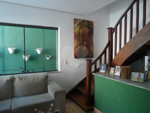 Sobrado à venda com 4 quartos, sendo 1 suíte,  em Água Fria, São Paulo, SP