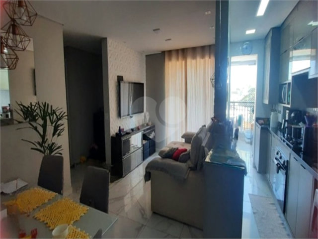 Apartamento à venda com 3 quartos, sendo 1 suíte,  em Vila Guilherme, São Paulo, SP