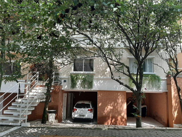 Casa à venda com 4 suítes no condomínio Saint James Special Houses, São Paulo - SP