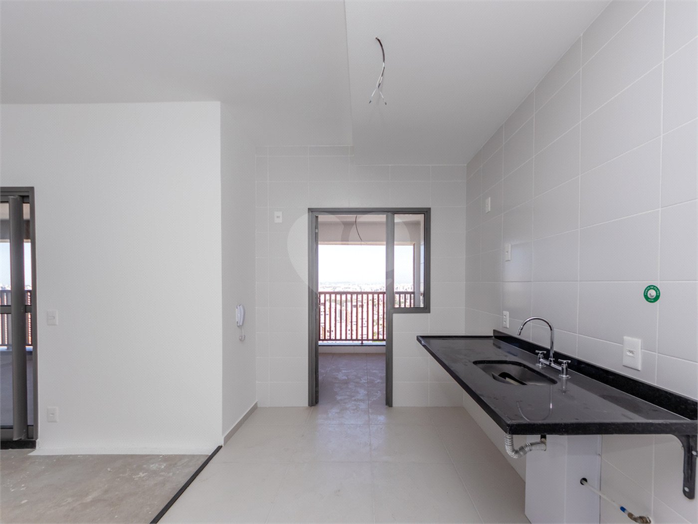 Apartamento à venda com 4 quartos, sendo 2 suítes, em Vila Gumercindo, São Paulo, SP