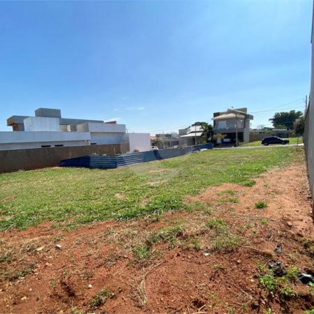 Terreno à venda em Residencial Volpi, Araraquara, SP