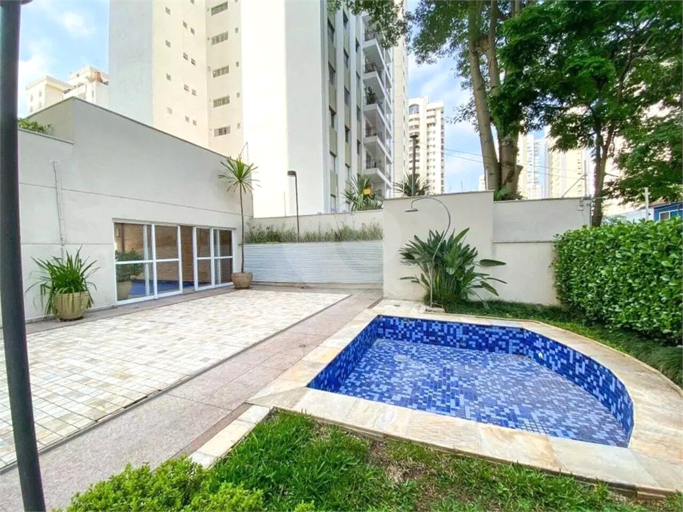 Apartamento à venda com 3 suítes em Cidade Monções, São Paulo, SP