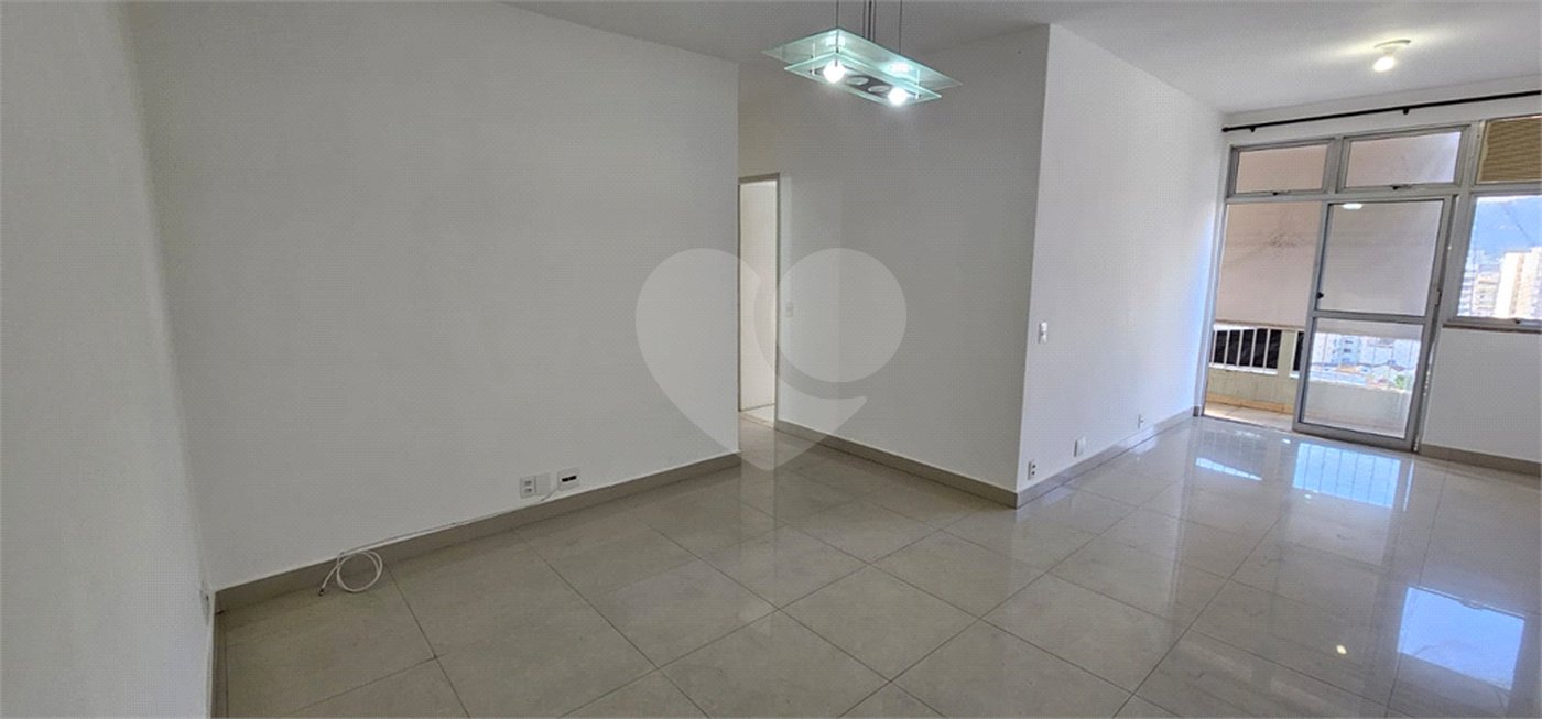 Apartamento à venda com 2 quartos, sendo 1 suíte,  em Tijuca, Rio de Janeiro, RJ