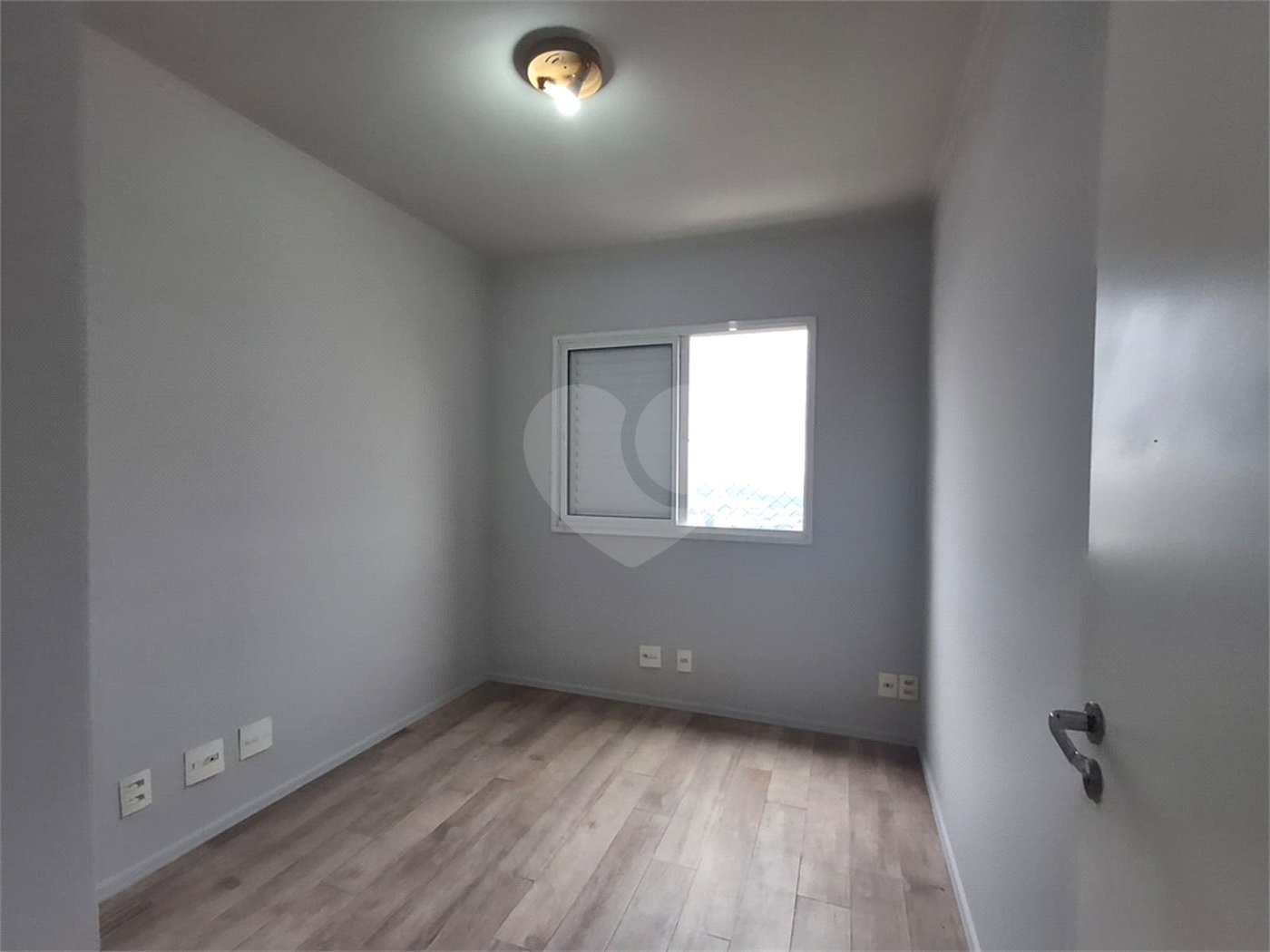 Apartamento à venda com 2 quartos em Jardim Esmeralda, São Paulo, SP