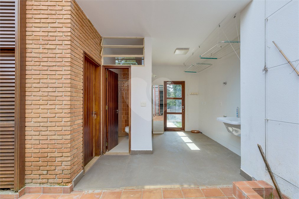 Casa Térrea à venda com 3 quartos, sendo 1 suíte, em Alto da Boa Vista, São Paulo, SP