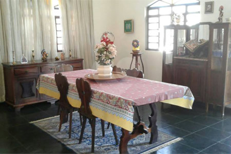 Chácara à venda com 5 quartos, sendo 3 suítes, em Vitória Régia, Atibaia, SP