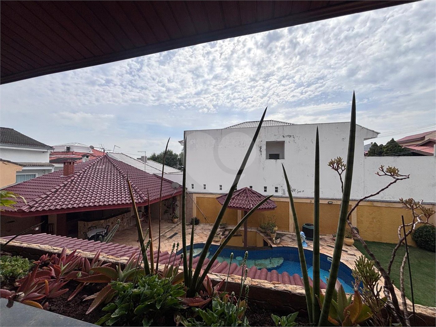 Casa à venda com 4 quartos, sendo 2 suítes,  no condomínio Granja Olga Ii, Sorocaba - SP
