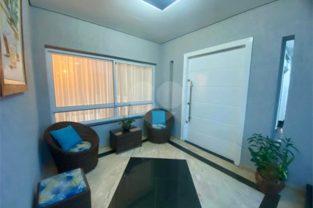Sobrado à venda com 3 quartos, sendo 2 suítes, em Vila Maria Alta, São Paulo, SP