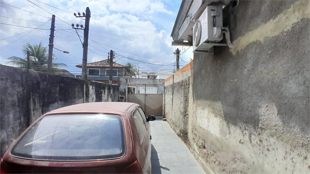 Casa à venda com 3 quartos em Campo Grande, Rio de Janeiro, RJ