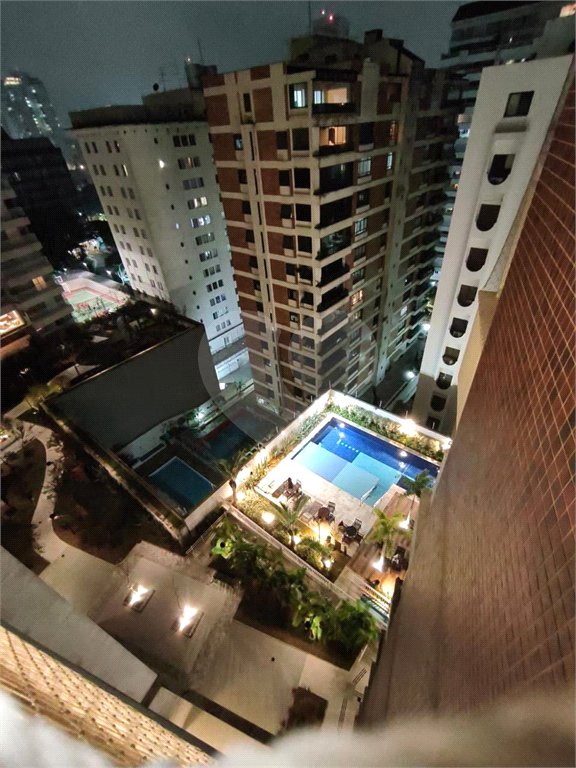 Apartamento à venda com 4 quartos, sendo 3 suítes,  em Jardim do Mar, São Bernardo do Campo, SP