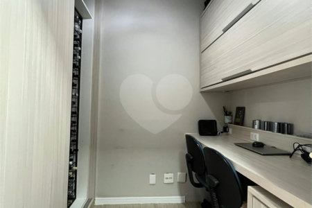 Apartamento à venda com 3 quartos, sendo 1 suíte, em Vila Suissa, Mogi das Cruzes, SP