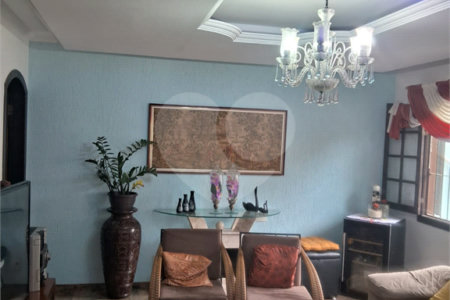 Casa à venda com 3 suítes, em Campo Grande, Rio de Janeiro, RJ