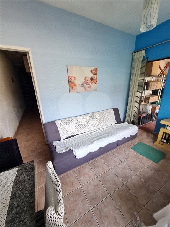 Casa à venda com 6 quartos em Vila dos Remédios, São Paulo, SP