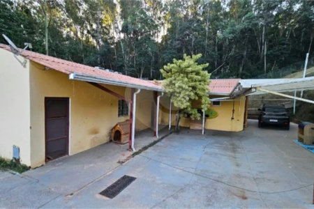 Casa à venda com 3 quartos, sendo 2 suítes, no condomínio Vinhas da Vista Alegre - Lado Café, Vinhedo - SP