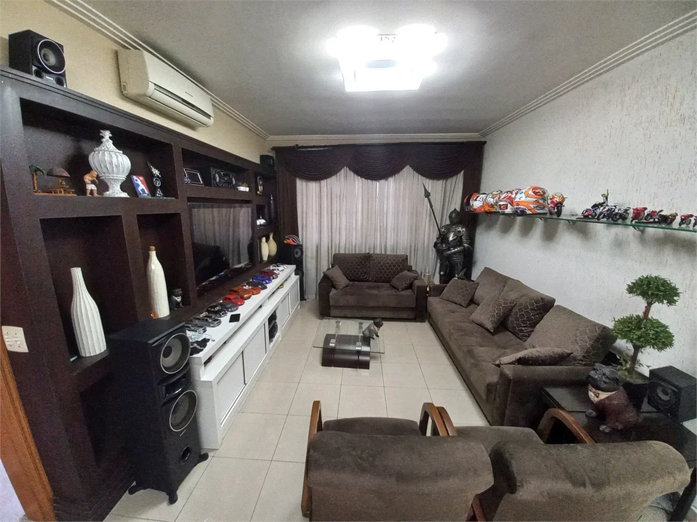 Sobrado à venda com 4 suítes em Paraíso do Morumbi, São Paulo, SP