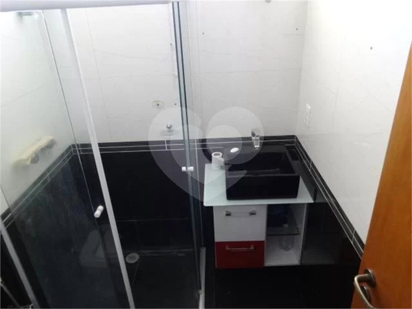 Casa à venda com 4 quartos, sendo 2 suítes, em Horto, São Paulo, SP