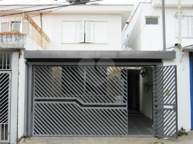 Sobrado à venda com 3 quartos, sendo 1 suíte,  em Granja Julieta, São Paulo, SP