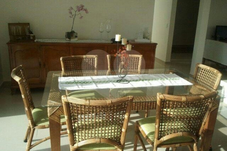Casa à venda com 4 suítes em Guaxinduva, Atibaia, SP