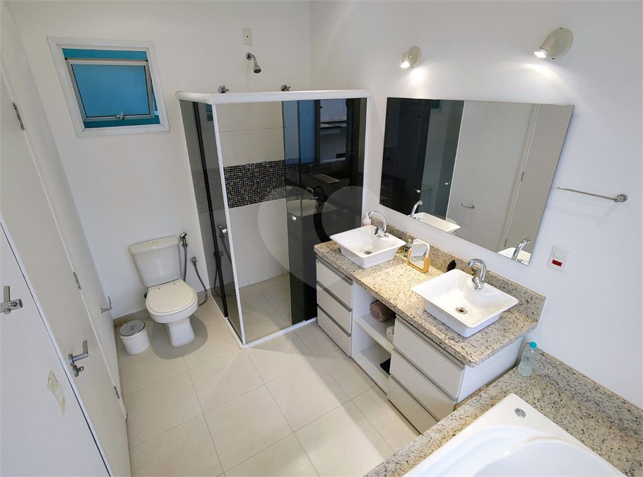 Casa à venda com 3 suítes no condomínio Colinas do Sol, Sorocaba - SP
