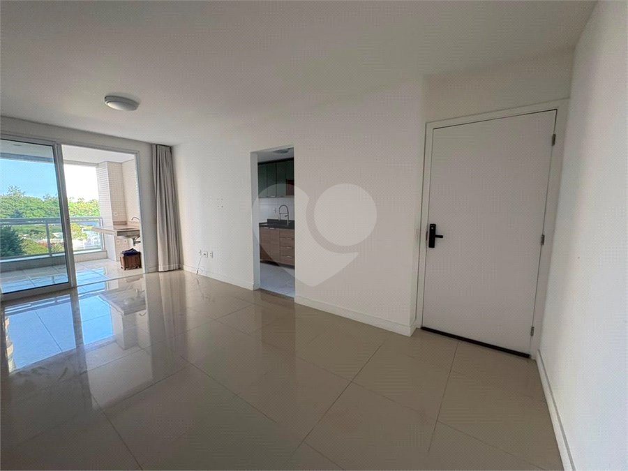 Apartamento à venda com 2 quartos, sendo 1 suíte,  em Camorim, Rio de Janeiro, RJ