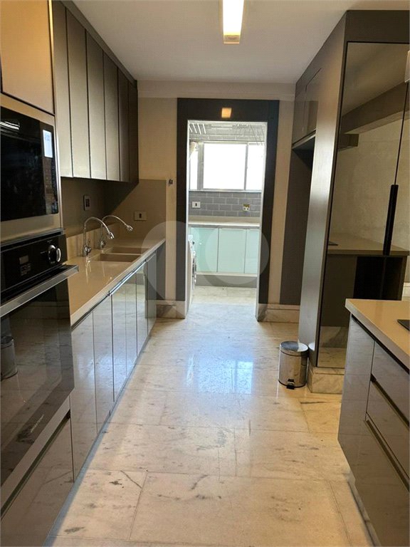 Apartamento à venda com 3 quartos, sendo 1 suíte, em Pompéia, São Paulo, SP